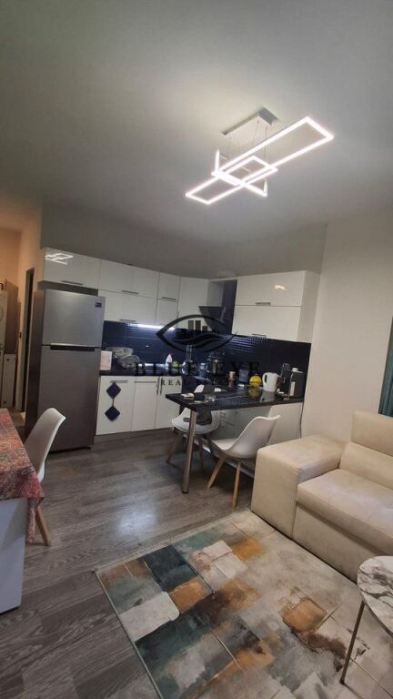 Apartament 1+1 per shitje ne Durres.