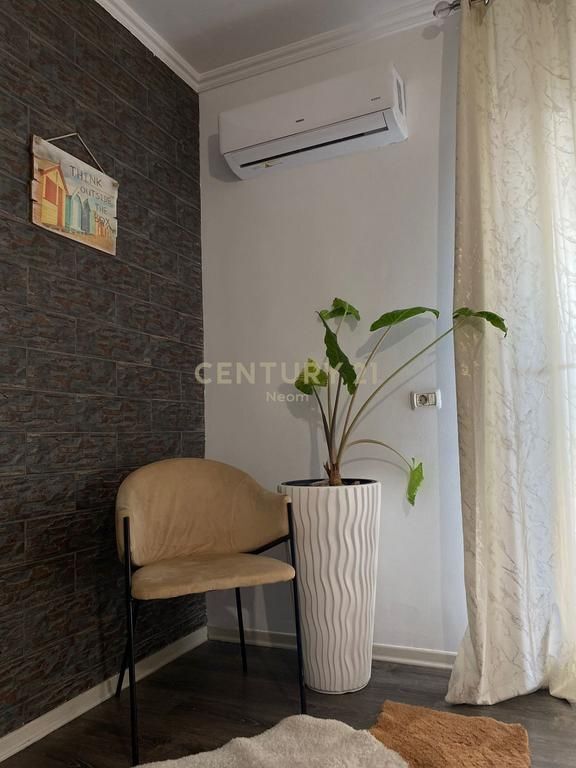 Shitet apartament 4+1 pranë Delijorgji Complex, buzë Bulevardi Bajram Curri.
