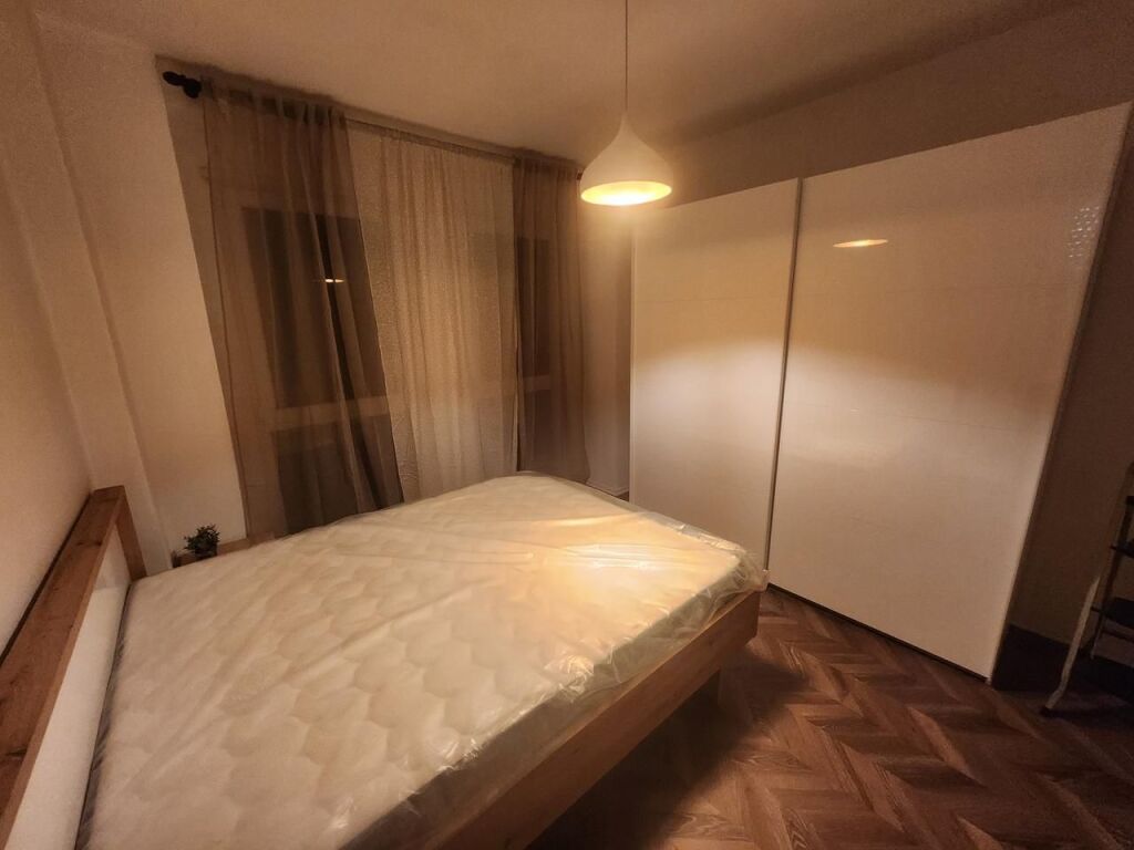Apartament 2+1 per qera te bulevardi ri