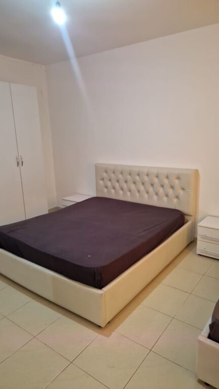 🏢Rruga e Dibres,prane Viles Gold jepet me qera apartament 1+1,i mobiluar 50,000 Leke