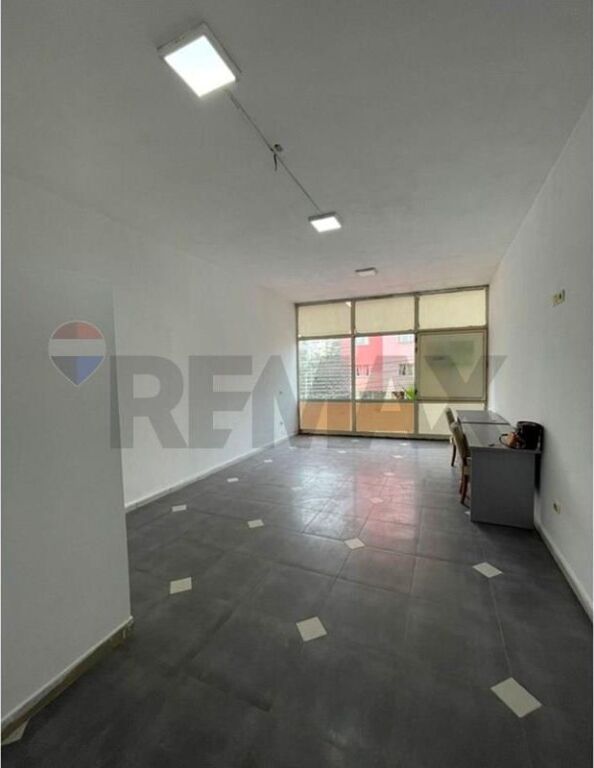 BUSINESS PREMISES FOR RENT - 2 PALMAT ASTIR