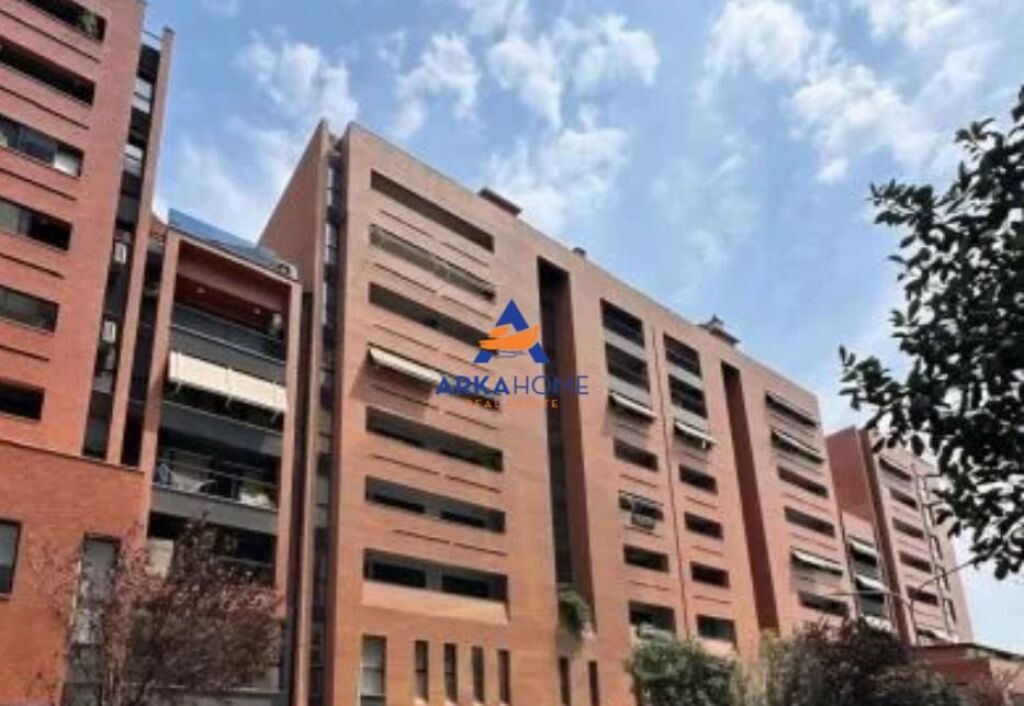 JEPET ME QERA APARTAMENT 1+1+BALLKON "KOMPLEKSI PANORAMA, SPAK" 60.000 LEKE