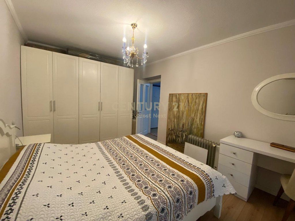 Apartment 2+1 for Rent in Myslym Shyri