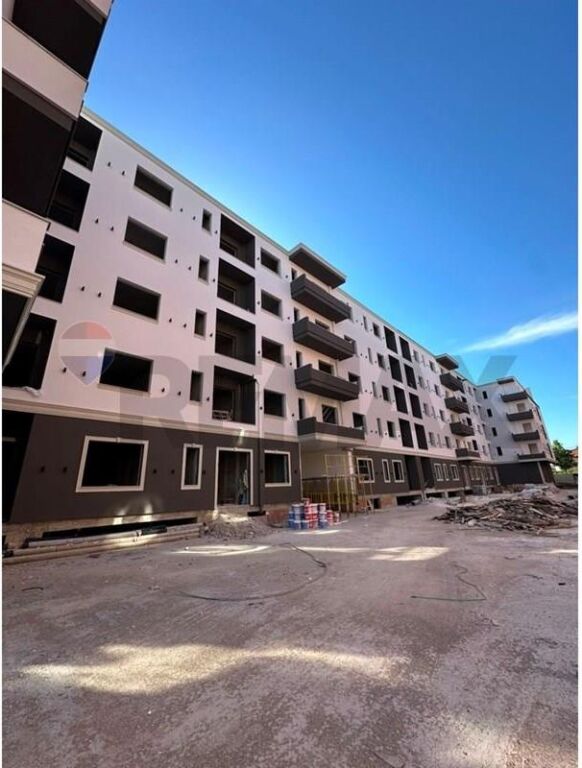 1+1 apartment for sale in Kamëz