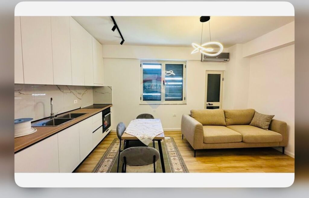 Apartment 1+1 for Rent near 21 Dhjetori
