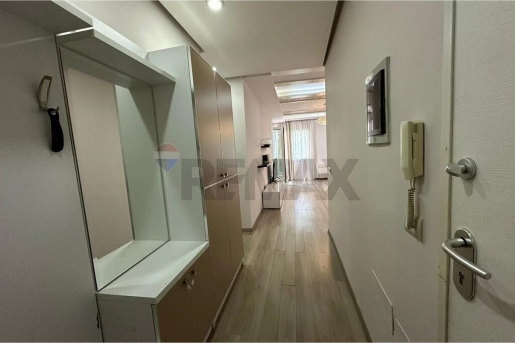 Apartament 3+1+2 Per Qira Ne Bllok