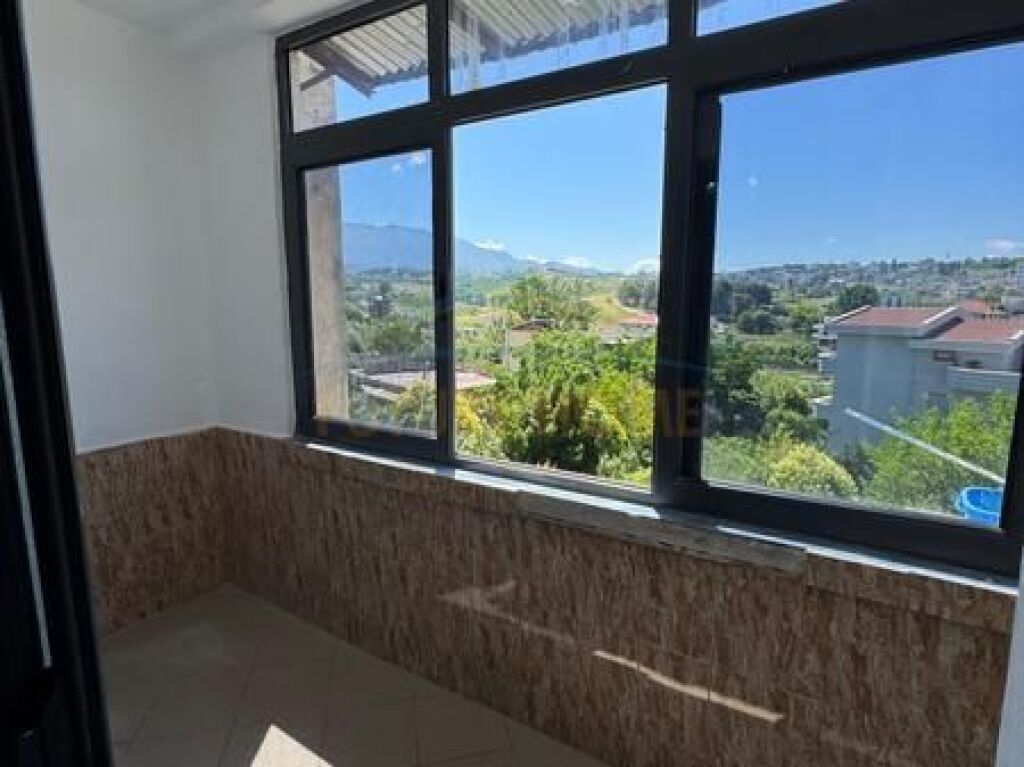 Shitet, Apartament 1+1, Ali Demi, Tirane