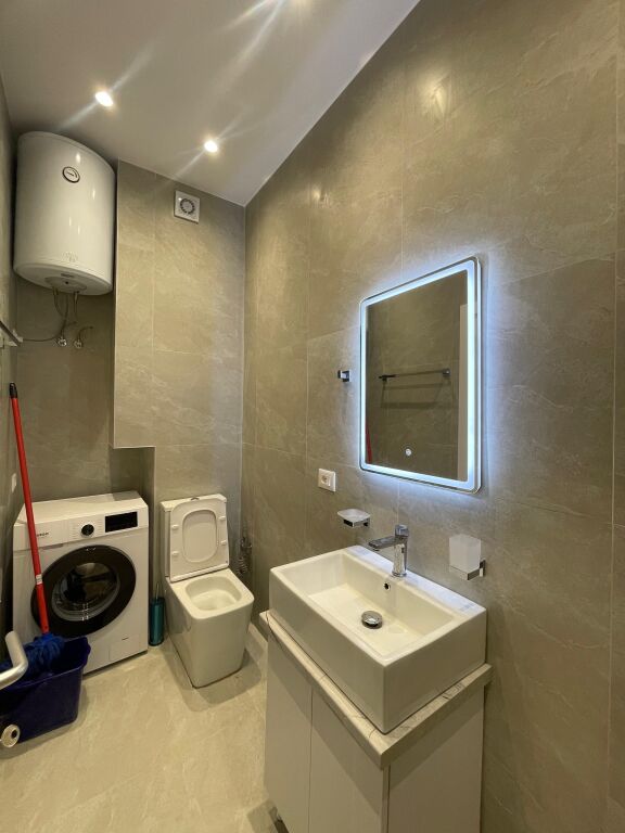 Apartment 2+1 for sale at Myslym Shyri