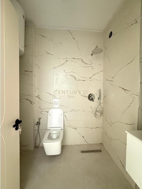 Apartment 1+1 For Sale in Mali i Robit !