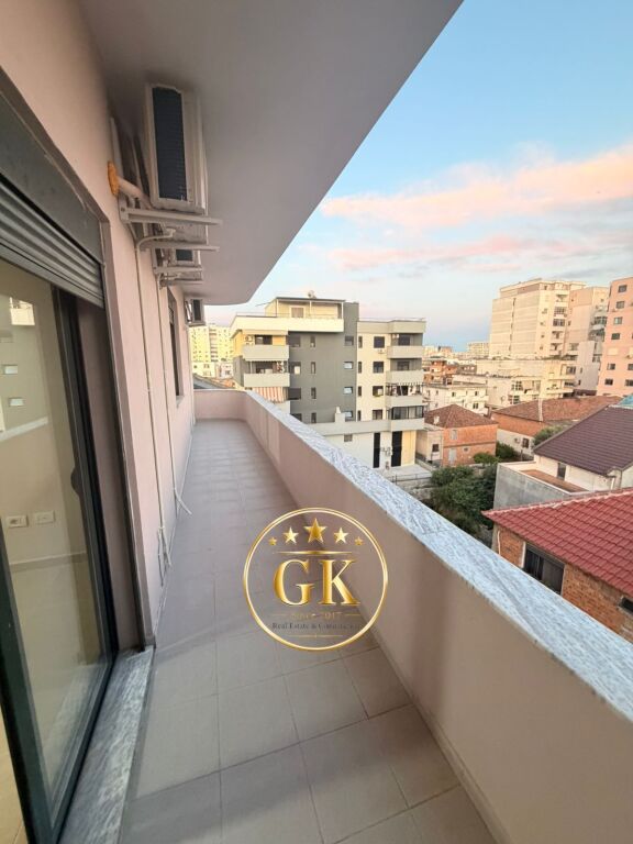 🏡 APPARTAMENTO 2+1 IN AFFITTO 📍 INCROCIO STADIO DURRES