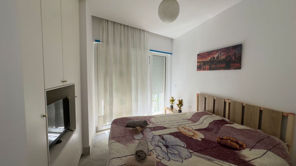 Shitet, Apartament 1+1, Kodra e Diellit, Tirane .Empire70538