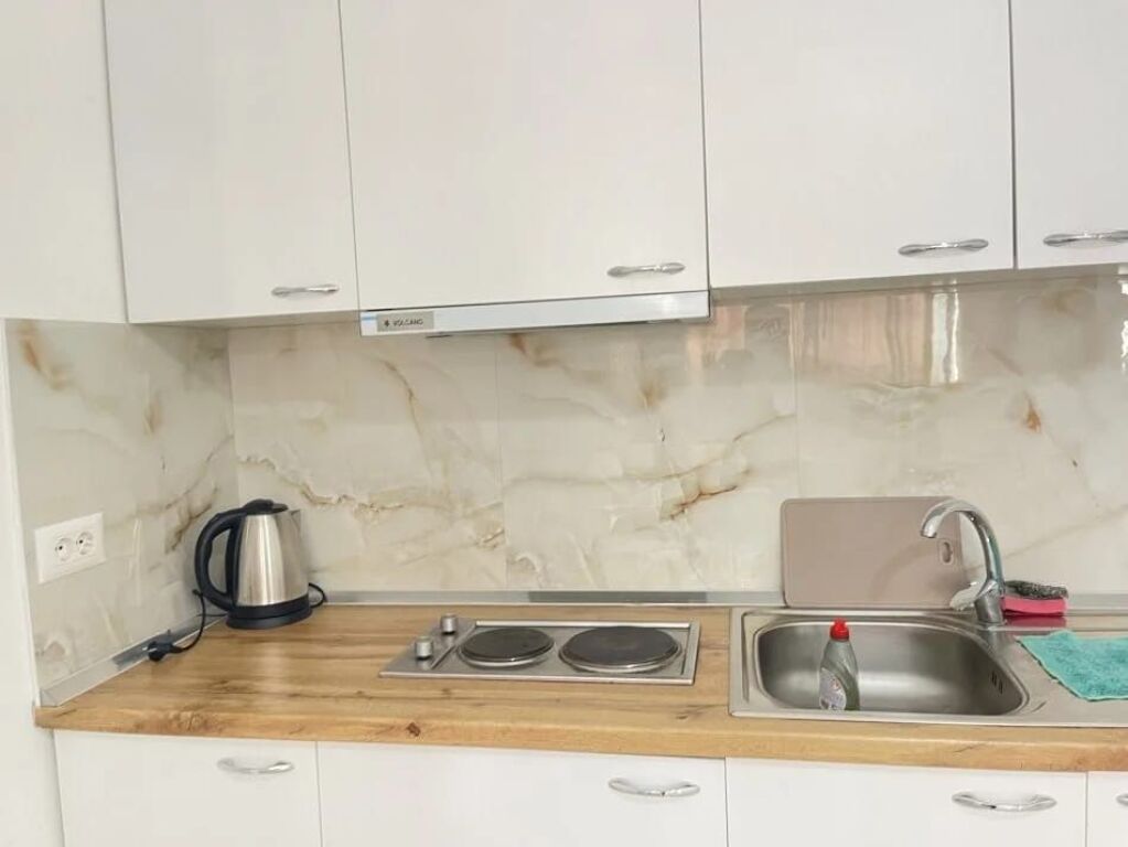 Jepet Me Qera Apartament 2+1+1 Ballkon