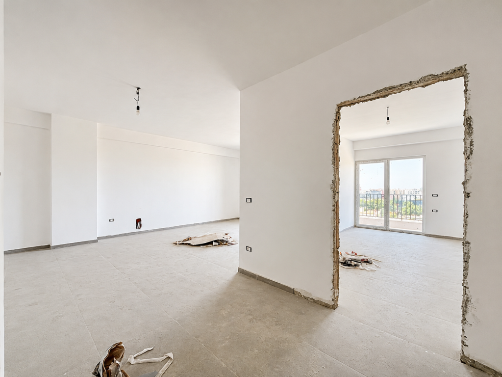 Shitet Apartament 2+1 ne katin e 7 tek Aura