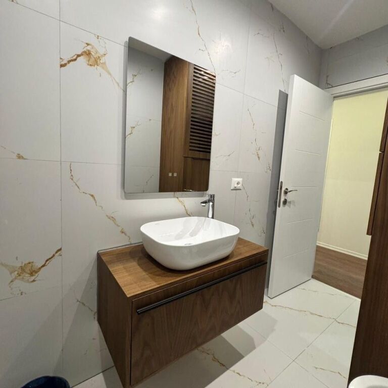 🏡✨ Apartment 2+1 + Parking Spot for Rent – Xhamllik ✨🏡
