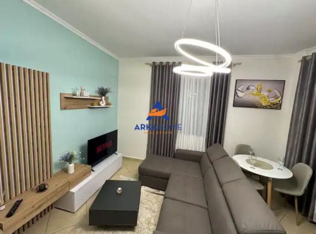 JEPET ME QERA APARTAMENT 1+1+BALLKON "FRESK" 40.000 LEKE