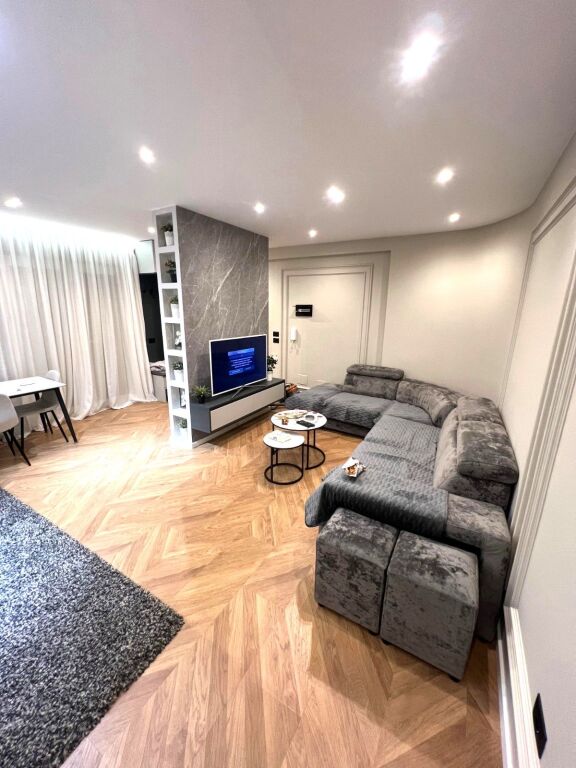 ✨LUXURY 1+1 APARTMENT FOR RENT ✨ 
 📍 Location: Residence "Kodra e Diellit 1", Tirana
