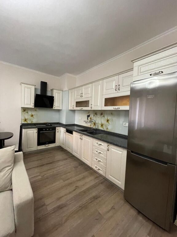 APARTAMENT ME QERA 2+1 FRESK 45.000 LEKE H-79455