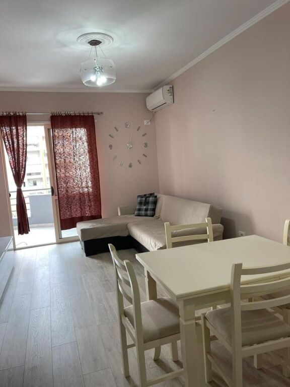 Rent | Apartament 1 + 1 | Astir | 500 €/month