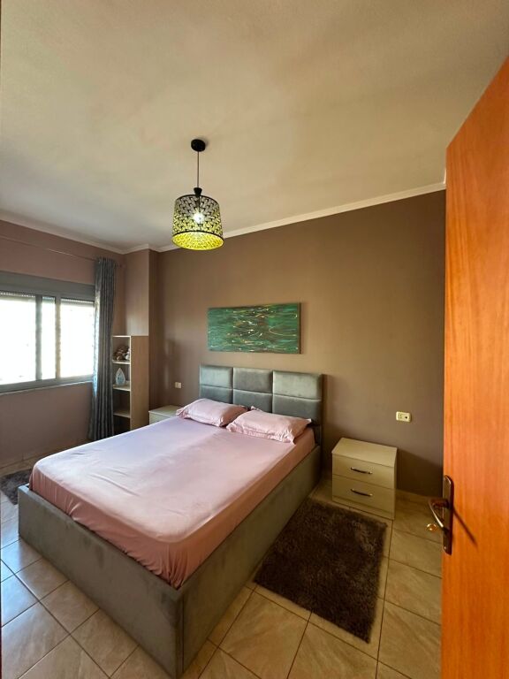 2+1, a 2 Palmat Astir, 142.000 lek trattabili