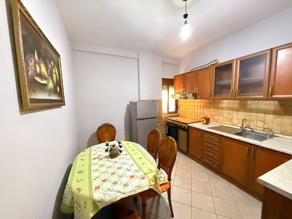 Qera | Apartament 2 + 1 | Pediatria | 500 €/muaj