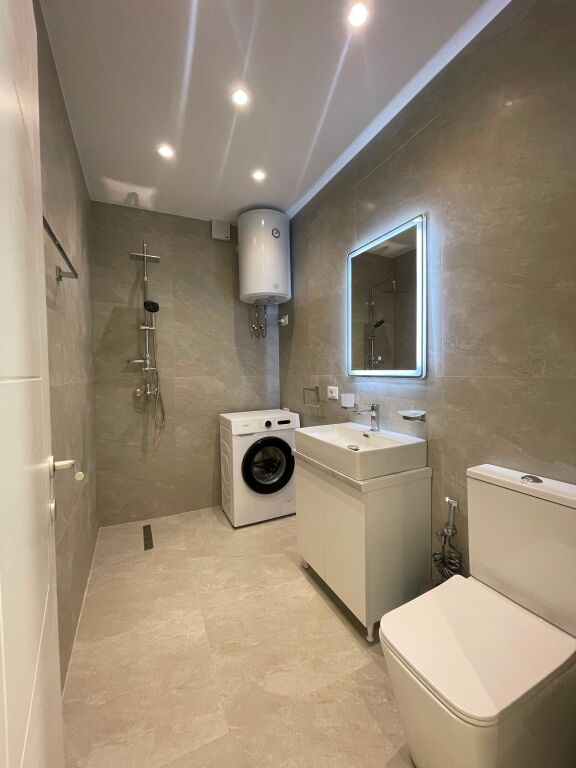 Apartment 2+1 for sale on Myslym Shyri street