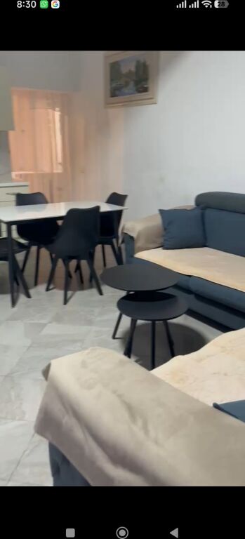 Apartment 1+1. 30000 leke. Former bus park
