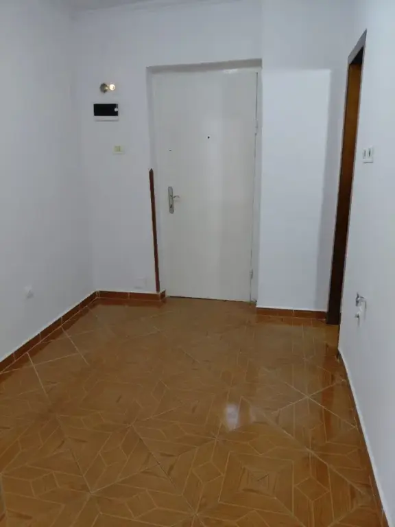 Affitto | Apartament 2 + 1 | 21 Dhjetori | 500 €/mese
