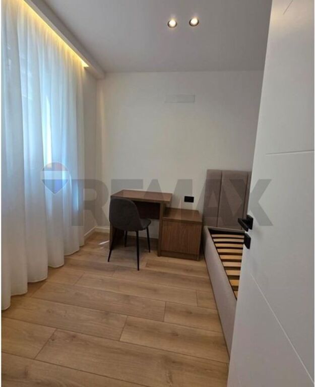 Shitet Apartament 2+1,Liqeni i thate