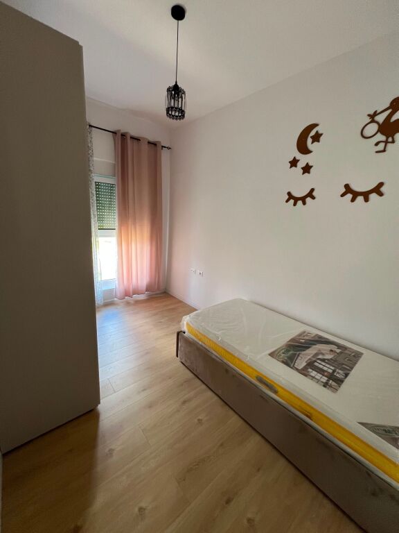 Apartament 2+1 me qira