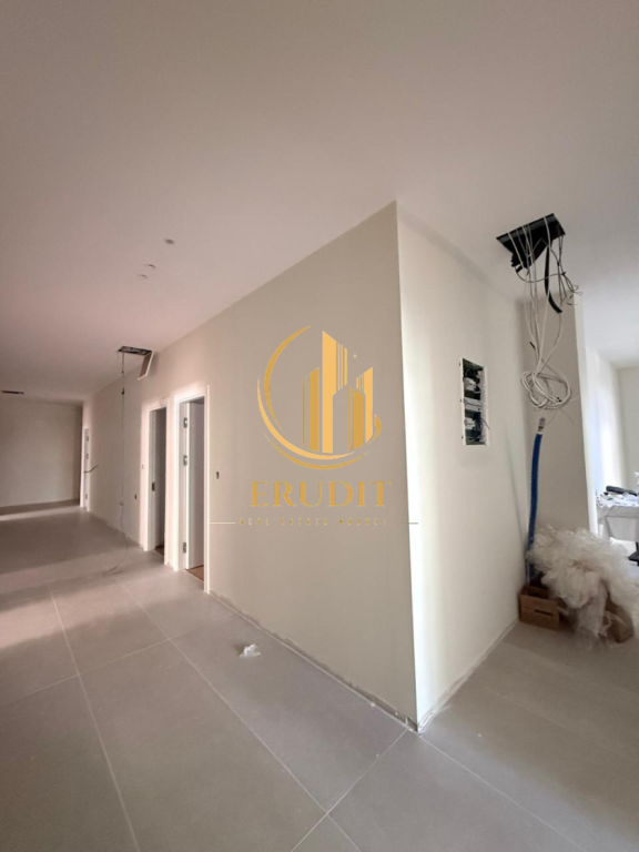 🏨 HOTEL NË SHITJE  VLORË 🏨