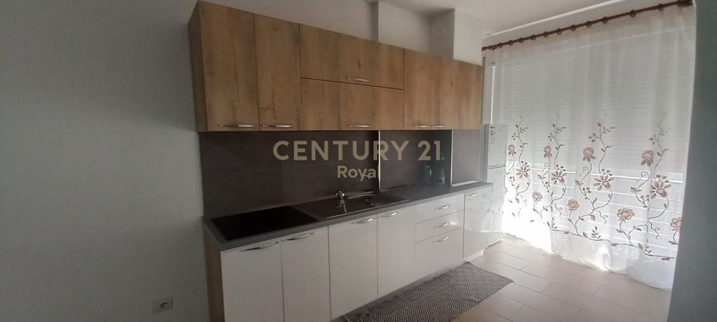Apartament 1+1 me qera ne rrugen Don Bosko ROYAL142954