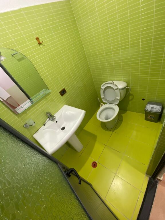 🏡 Jepet Garsoniere me Qira pranë Qytet Studentit, Tiranë