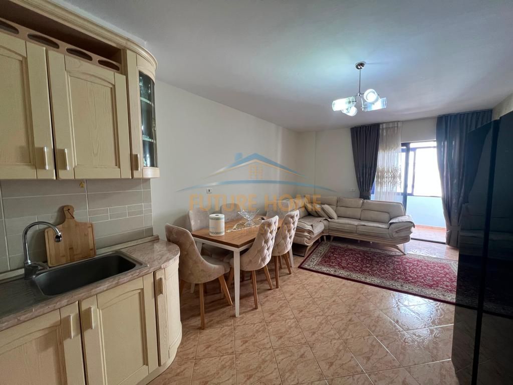 Shitet, Apartament 2+1, Prane Kompleksit Delijorgji, Tiranë.