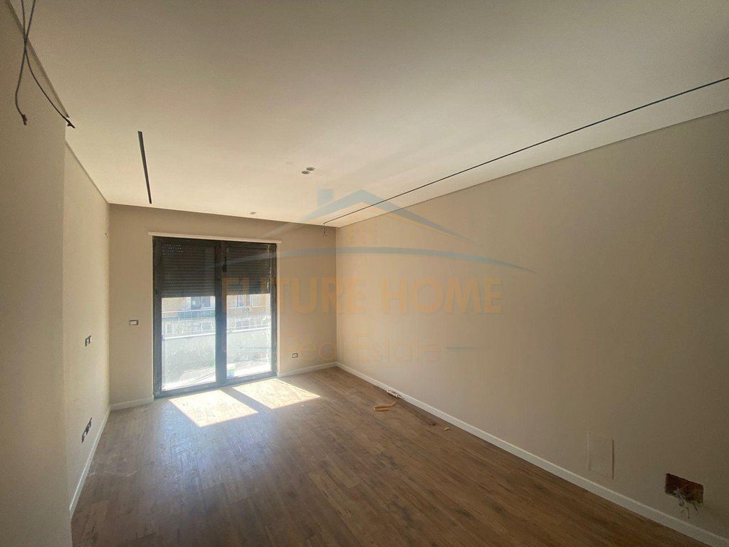 For sale, Apartment 2+1+2, Karl Gega Street. OPP70373