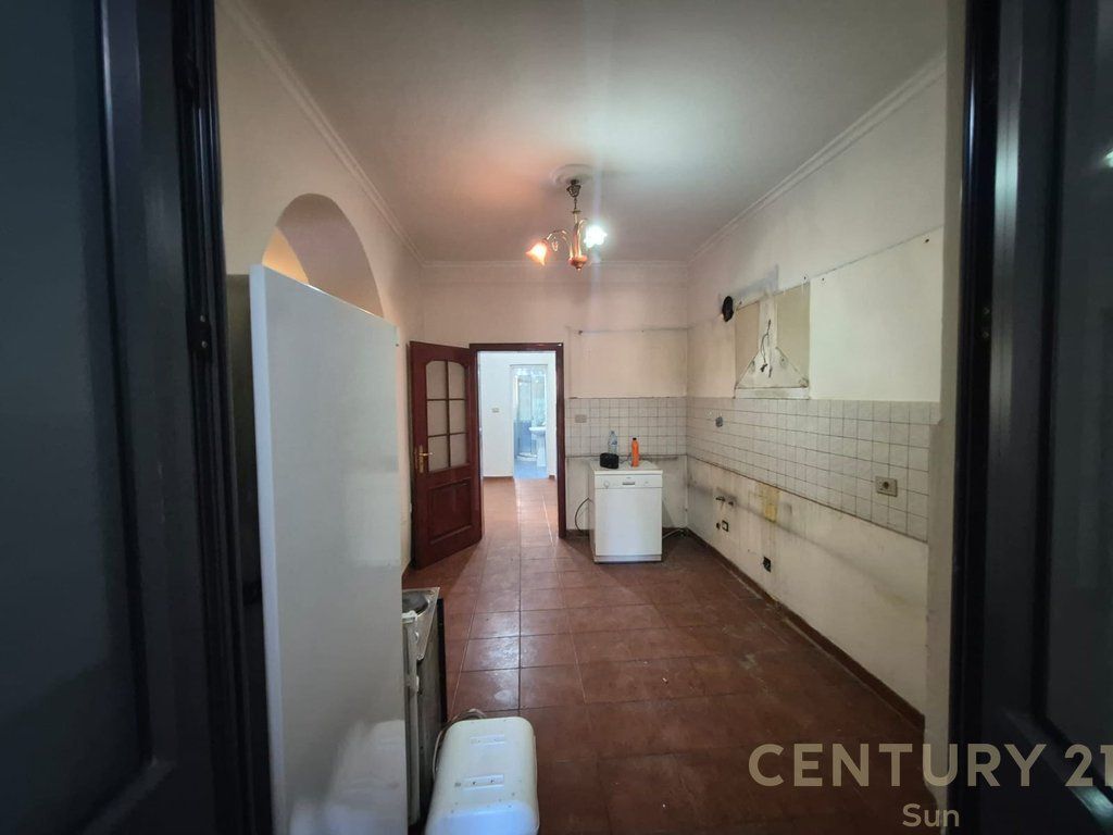 Apartment 3+1+2 with Storage and 2 Balconies for Sale at the Former Bus Park – 240,000 €
