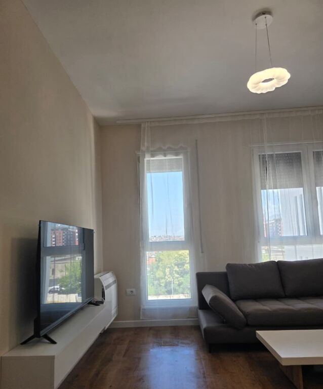 Affitto | Apartament 1 + 1 | Rruga 5 Maji | 530 €/mese