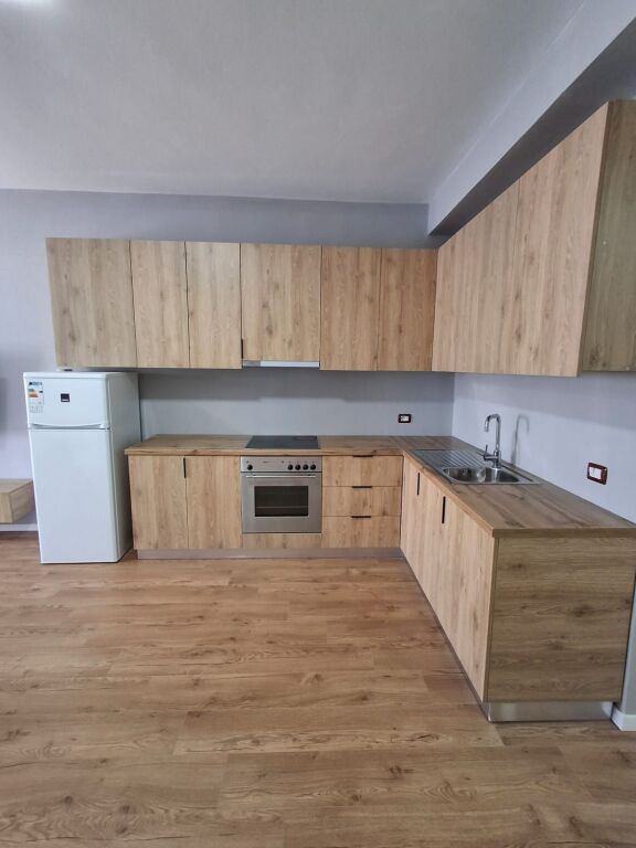 📍🏡APPARTAMENTO 2+1 IN AFFITTO A VLORË – SALVADORE