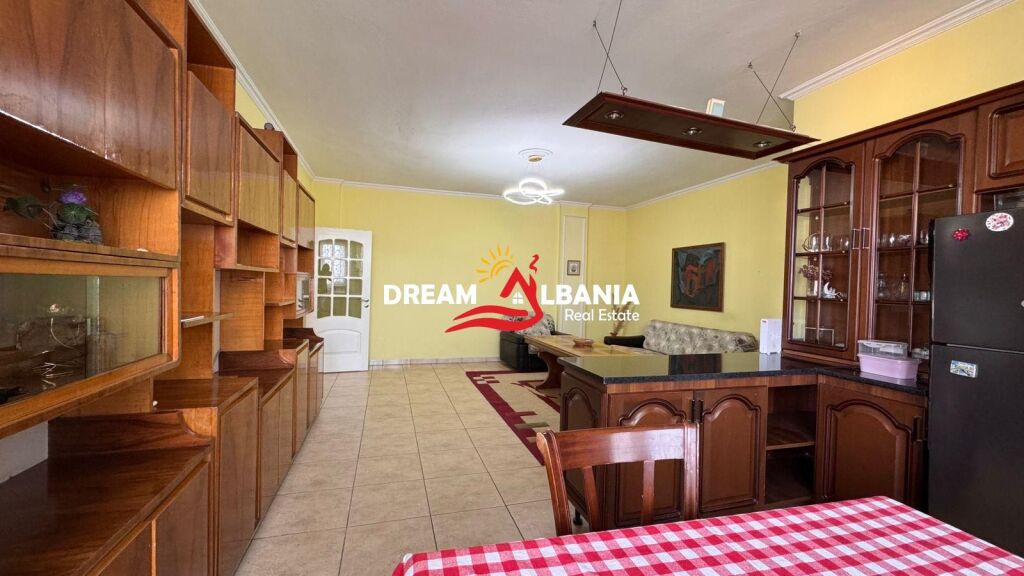 2+1 Apartment for Sale in Pazari i Ri, Tirana