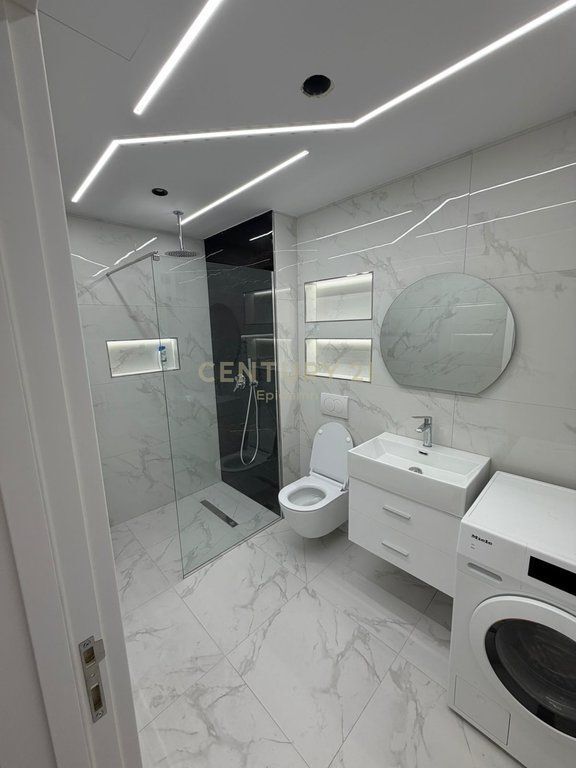 Appartamento 2+1 in Affitto sulla Prima Linea Costiera – Vista Frontale sul Mare !