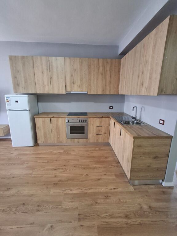 📍🏡APPARTAMENTO 2+1 IN AFFITTO A VLORË – SALVADORE