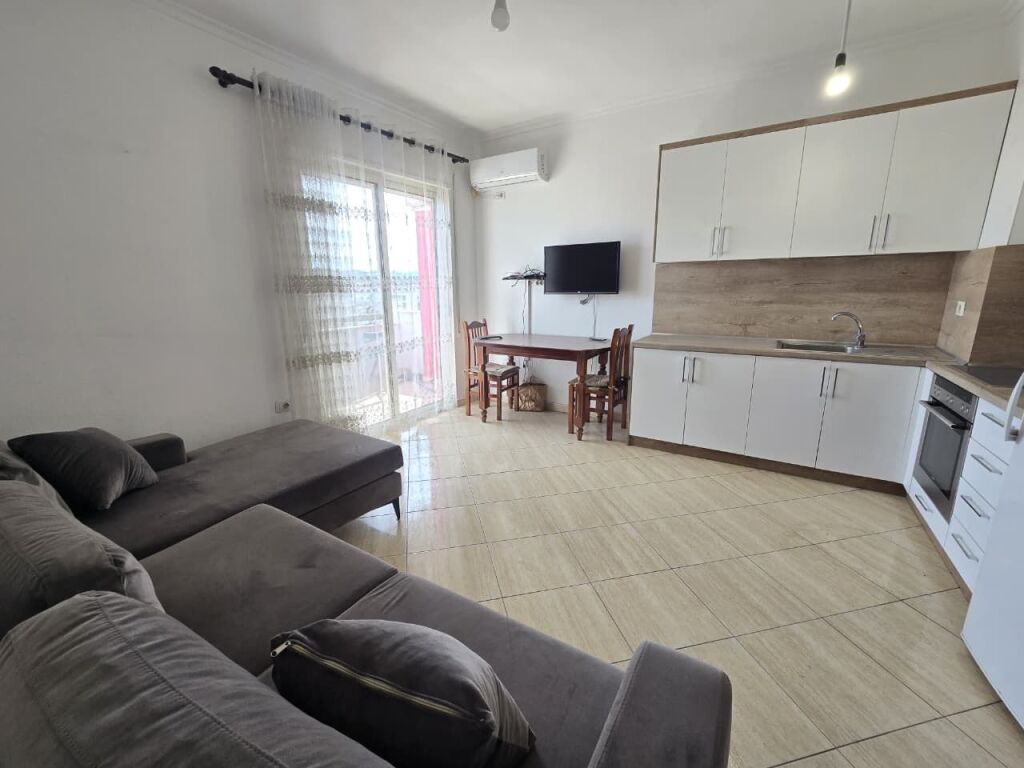 1+1/In affitto📍Astir,Vieni studio 📌45 000 lek
