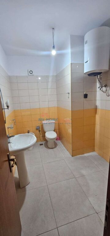 Appartamento 2+1 in affitto a Yzberisht a Tirana