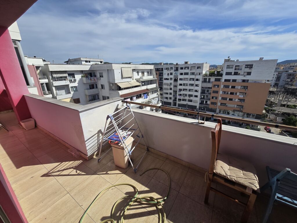 Apartment 1+1+ Balcony For Rent In Astir