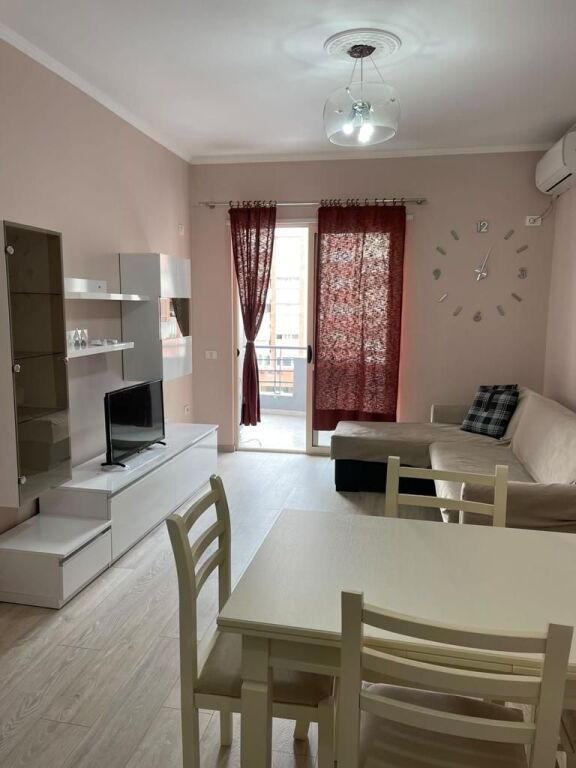 Rent | Apartament 1 + 1 | Astir | 500 €/month