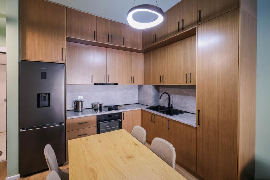 Shitet apartament 1+1 (me hipoteke)