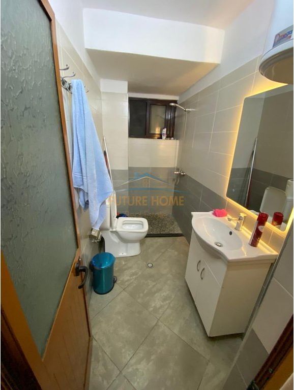 Jap me Qera, Apartament 2+1, Rruga Hoxha Tahsim
