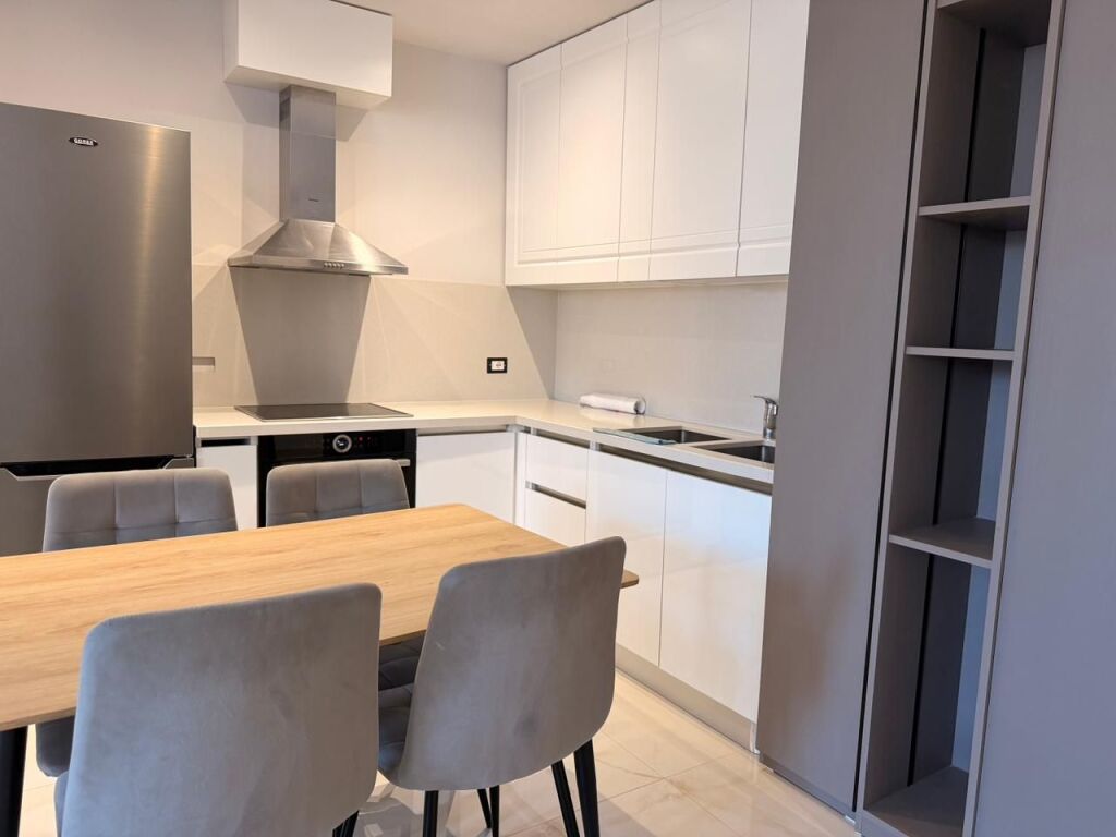 🏡 Apartament 2+1 për Qira prane Stacionit te Trenit Durres