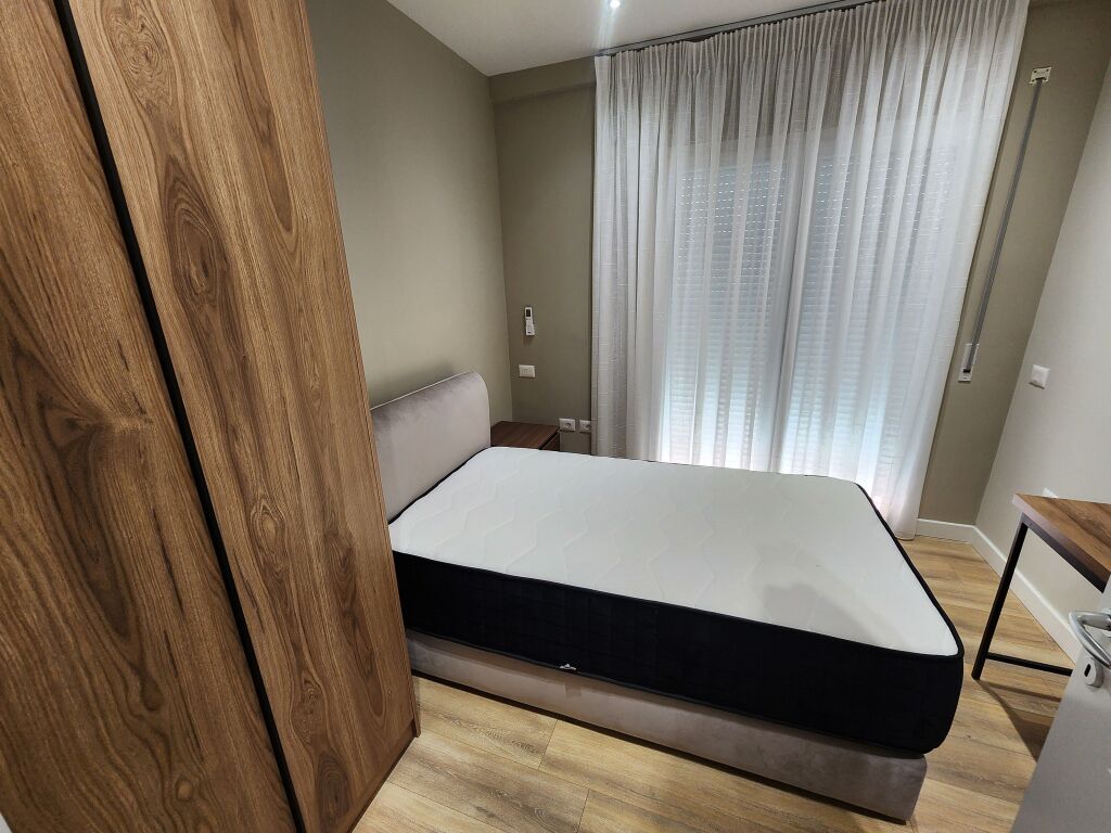 Super Duplex 4+1+3, Liqeni i Thate