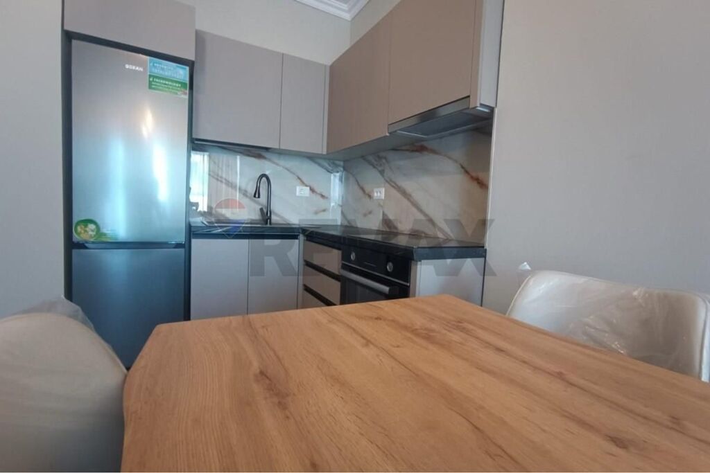 Apartament 1+1 me qera tek Kompleksi AURA