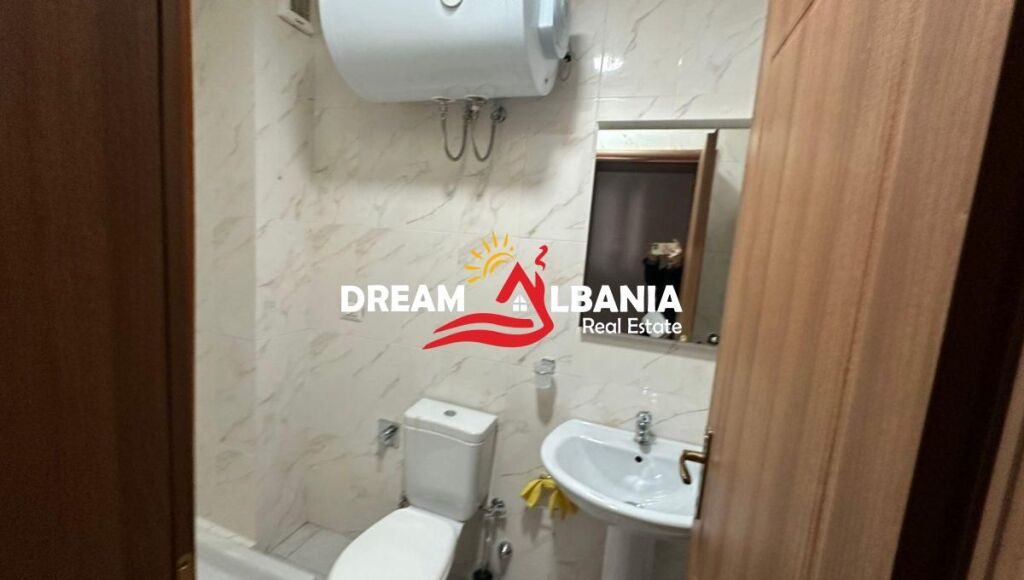 Jepet me qera Vile 3 kateshe tek Vilat Gjermane prane rruges se Elbasanit (ID 4251286)